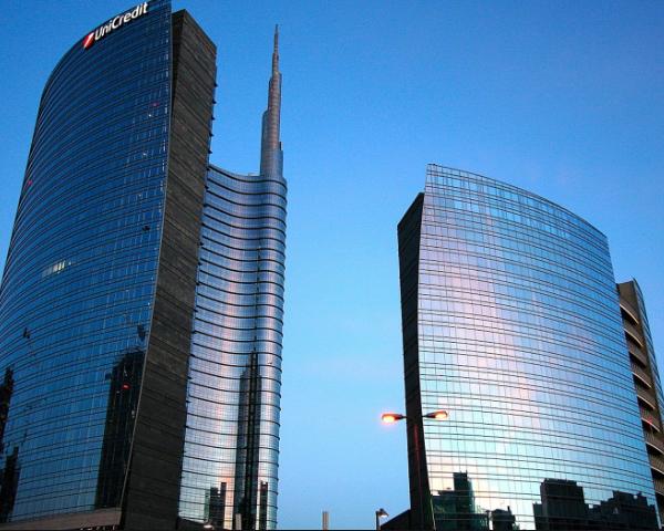 Milano settima nella Top 10 degli immobili uso ufficio in UE