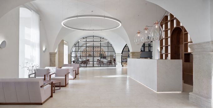 Ingresso dell'Hotel Lotrinsky nella Repubblica Ceca