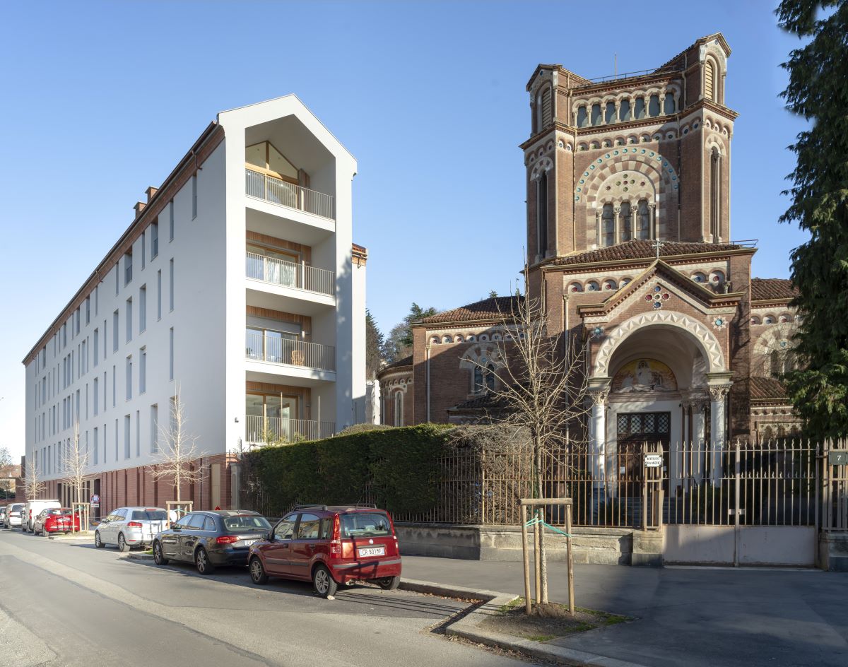 Il progetto del complesso residenziale Borgo Hermada reinterpreta i volumi dell’ex Convento delle Suore.