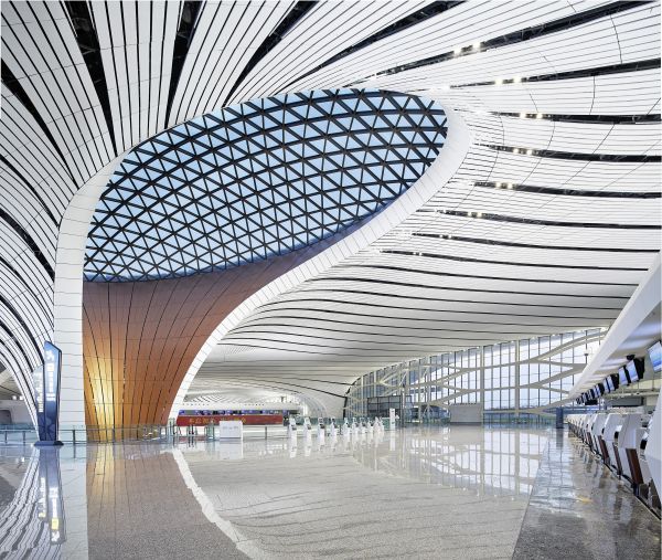 Gli interni del Beijing Daxing International Airport