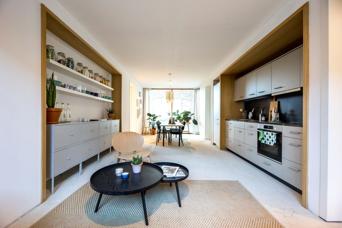 Interno casa prefabbricata Moos Euterpe, concept di housing sviluppato da Concrete e Moss Interno casa prefabbricata Moos Euterpe, concept di housing sviluppato da Concrete e Moss