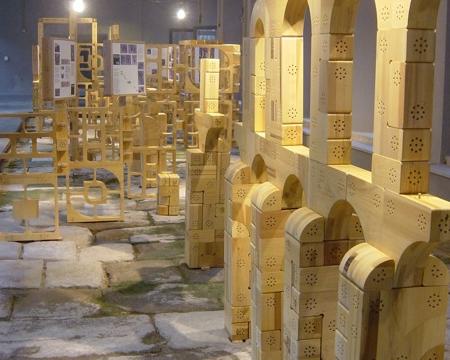 La Casa de la Moneda a Segovia ospita un acquedotto e un labirinto in legno
