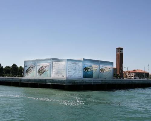 Protezione solare di un pontile sull’isola di Sant’Elena a Venezia
