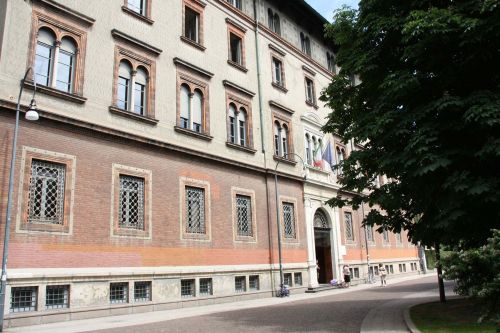 1 Intervento di correzione acustica
