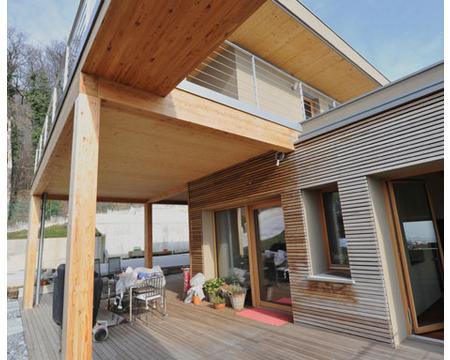 Villa prefabbricata in legno a Botticino: il lusso di Wood Beton Prestige