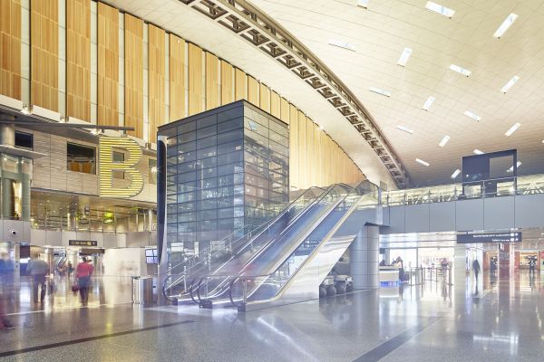 481 impianti Thyssenkrupp Elevator per il miglior aeroporto del Medio Oriente
