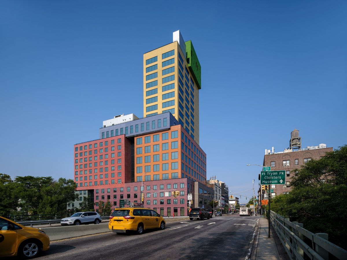 Radio Hotel & Tower: il primo progetto di MVRDV negli USA è un edificio dai colori vivaci