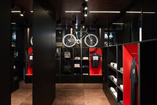 Official Store di prodotti a Brand Milano