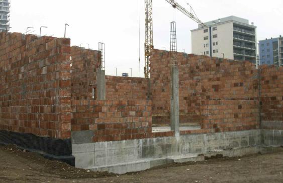 Scuola in laterizio per la massima sicurezza al fuoco