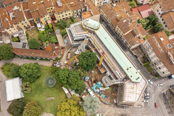 Vista dall’alto dei lavori a Palazzo degli Affari a Firenze