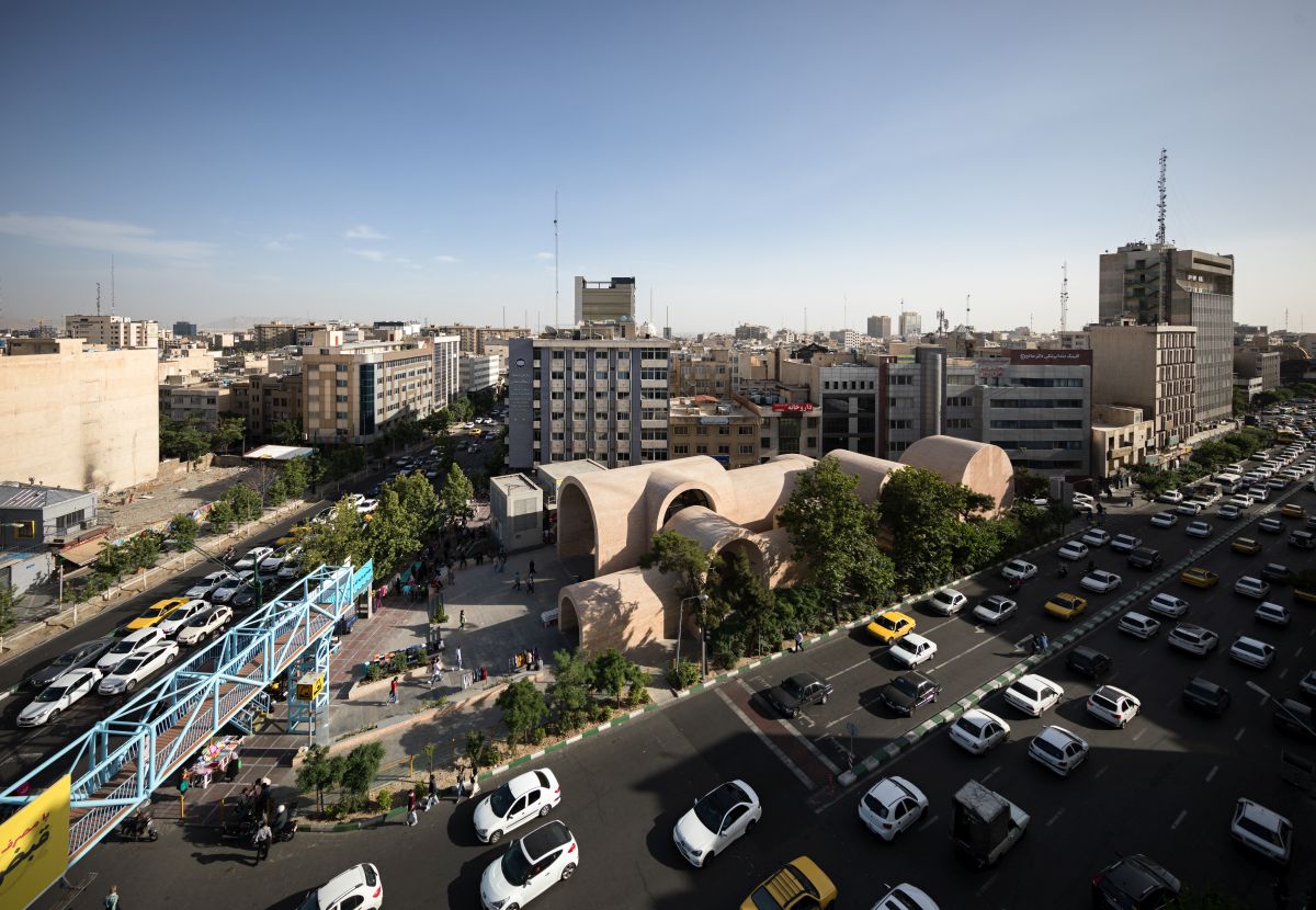 Jahad Metro Plaza in Fatemi Square, Teheran, Iran, di Ka Architecture Studio Jahad Metro Plaza in Fatemi Square, Teheran, Iran, di Ka Architecture Studio