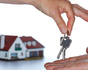 Anonimo Quanti anni di stipendio per comprare casa?