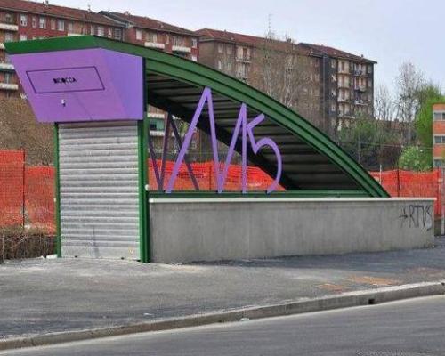 Mapei continua a farne di tutti i colori… in giro per Milano
