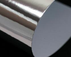 Cartone metallizzato con finitura a specchio