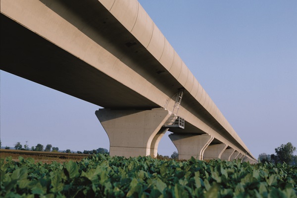 Ponte realizzato con Architecturalbeton