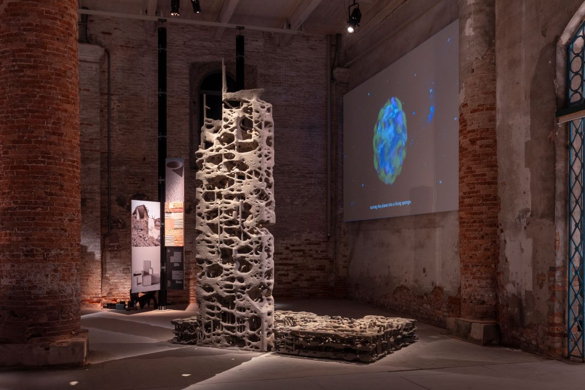 Installazione BIOTOPIA Propagative Structures alla biennale di Venezia 2025
