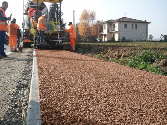 DRAINBETON per la realizzazione di una pista ciclo-pedonale 17 DRAINBETON per la realizzazione di una pista ciclo-pedonale