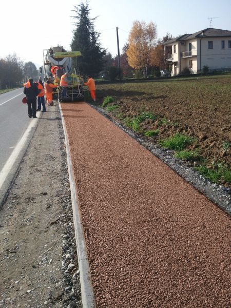 DRAINBETON per la realizzazione di una pista ciclo-pedonale 18 DRAINBETON per la realizzazione di una pista ciclo-pedonale