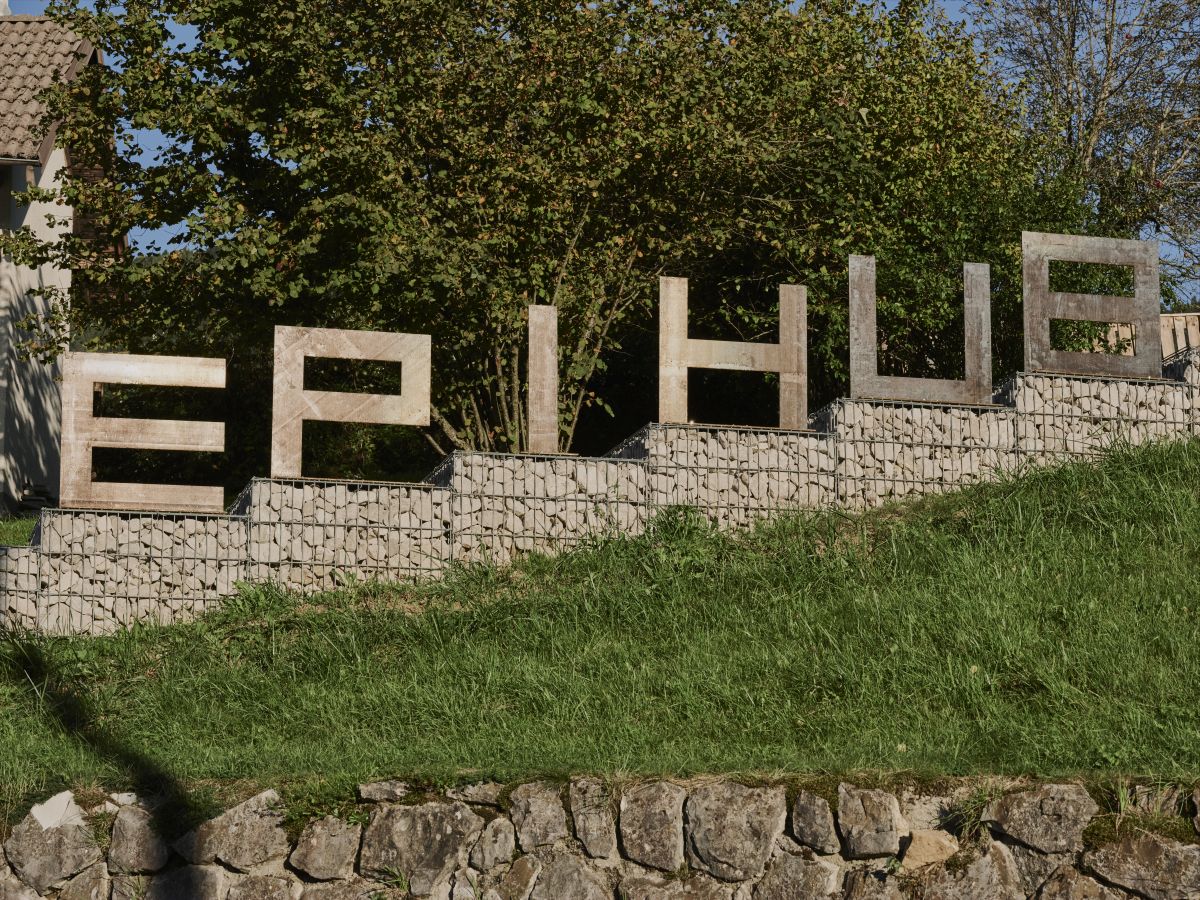 Particolare delle gabbionate di EpiHub: intervento di riqualificazione per la nuova sede della Fondazione Elserino Piol
