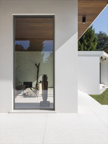 Le finestre Dry di Erco minimal ed eleganti, oltre che personalizzabili secondo il proprio stile Le finestre Dry di Erco minimal ed eleganti, oltre che personalizzabili secondo il proprio stile