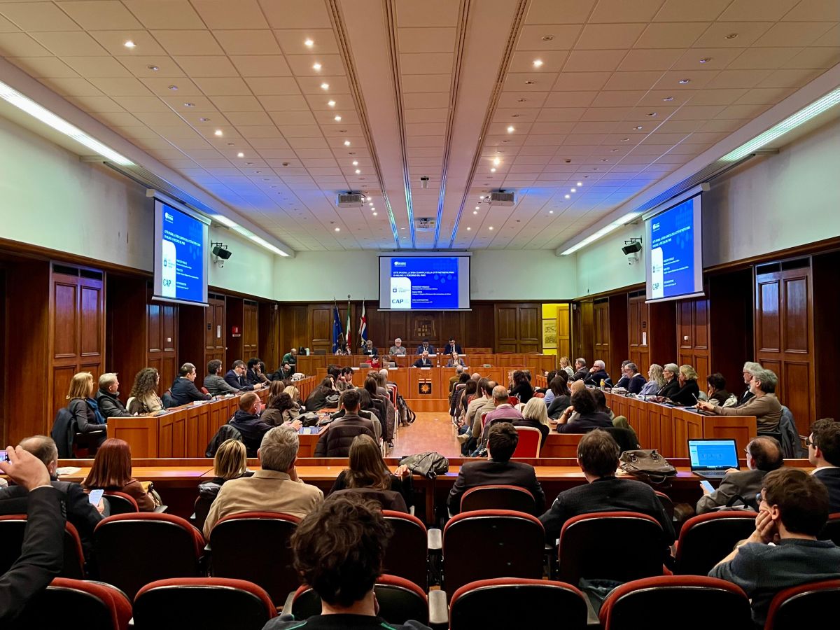 La conferenza stampa di presentazione dei risultati del progetto Città metropolitana Spugna La conferenza stampa di presentazione dei risultati del progetto Città metropolitana Spugna
