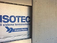 Isotec Parete con Elycem: soluzione completa per facciate ventilate con finitura ad intonaco