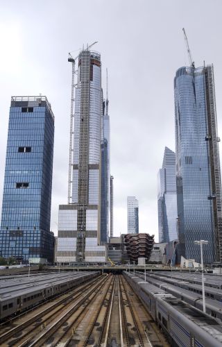 Impianti THYSSENKRUPP per la mobilità passeggeri dell‘Hudson Yards