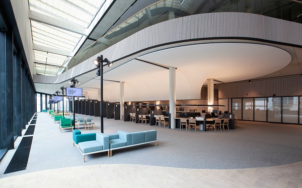 Hunter Douglas