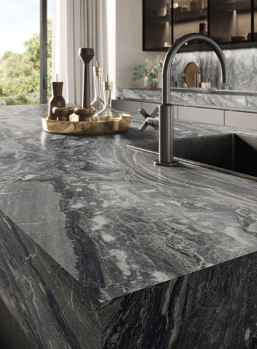 Panaria Perpetual top cucina in gres effetto marmo nero Panaria Perpetual top cucina in gres effetto marmo nero