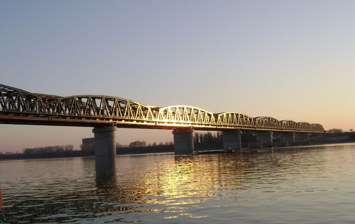 Italferr: Ponte sul fiume Po, Tratta Bologna – Verona