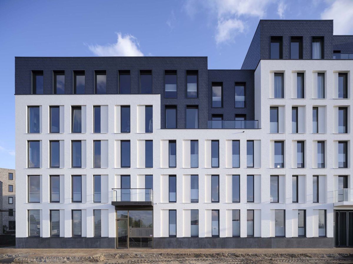 Uno degli edifici di Kade Noord a Zutphen, nei Paesi Bassi Uno degli edifici di Kade Noord a Zutphen, nei Paesi Bassi