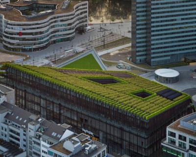 Inaugurato l’edifico con la più grande facciata verde d’Europa