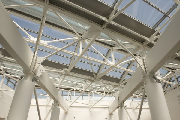 Analisi generale del patrimonio scolastico e criteri di intervento in acciaio