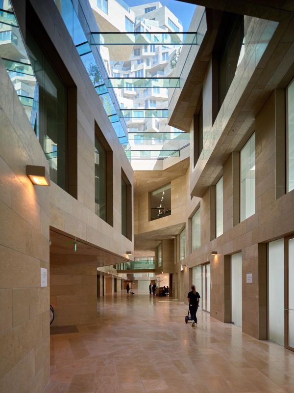 Interno del nuovo grattacielo Valley ad Amsterdam