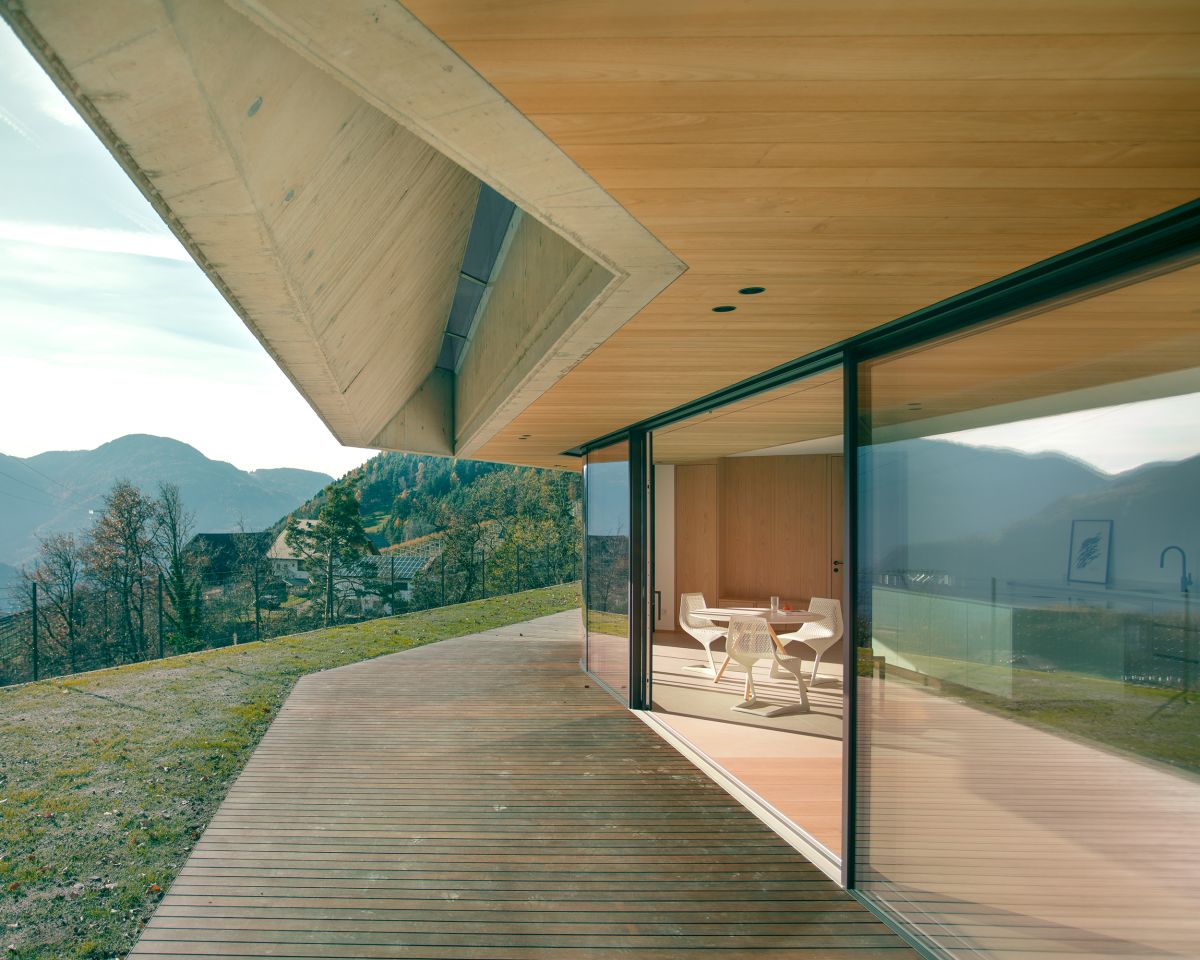 Intervento di ampliamento sull’altopiano del Renon ad opera di Messner Architects. Intervento di ampliamento sull’altopiano del Renon ad opera di Messner Architects.