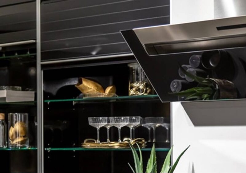 PILKINGTON SUPERGREY™: VETRO GRIGIO SCURO PER ARREDAMENTO ED EFFICIENZA SOLARE