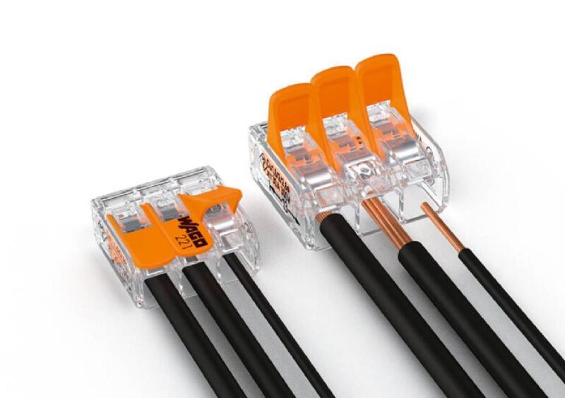 Morsetti a leva Serie 221: connessioni elettriche rapide, sicure e salvaspazio