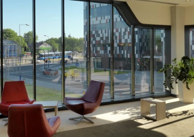 PILKINGTON OPTIPHON™: VETRO STRATIFICATO PER L’ISOLAMENTO ACUSTICO