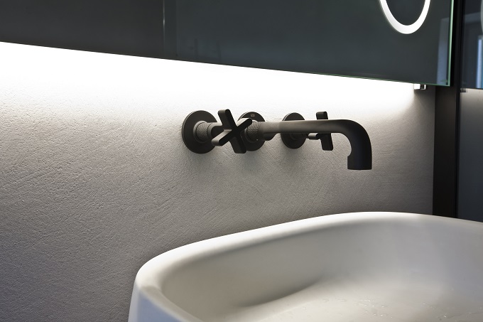 Eleganza e sostenibilità per le superfici del bagno Eleganza e sostenibilità per le superfici del bagno