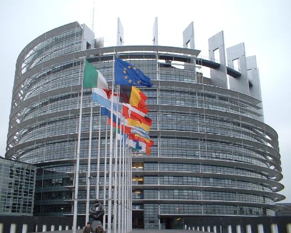 Parlamento Europeo pro 'Made in'
