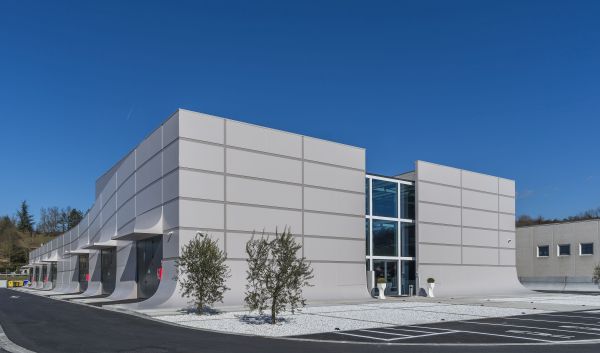 Progettazione Baraclit su misura per Pelletteria Ennepì