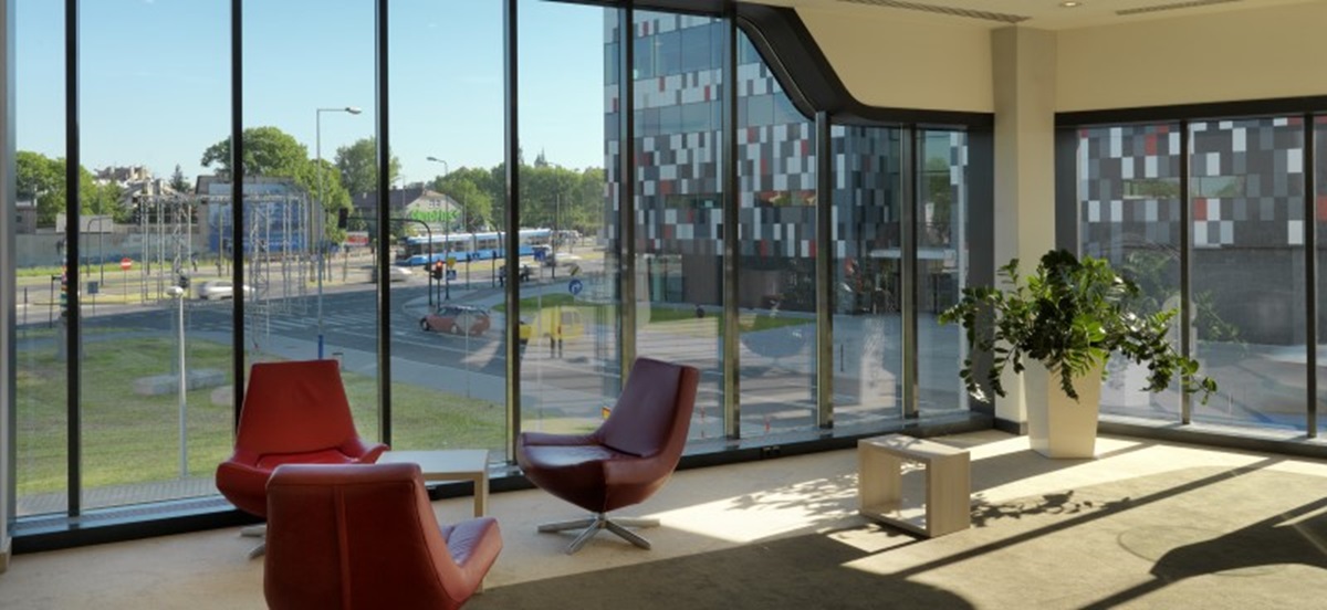 PILKINGTON OPTIPHON™