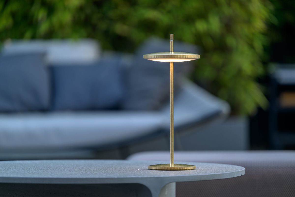 Thaïs di Platek: luce materica per l’outdoor Thaïs di Platek: luce materica per l’outdoor