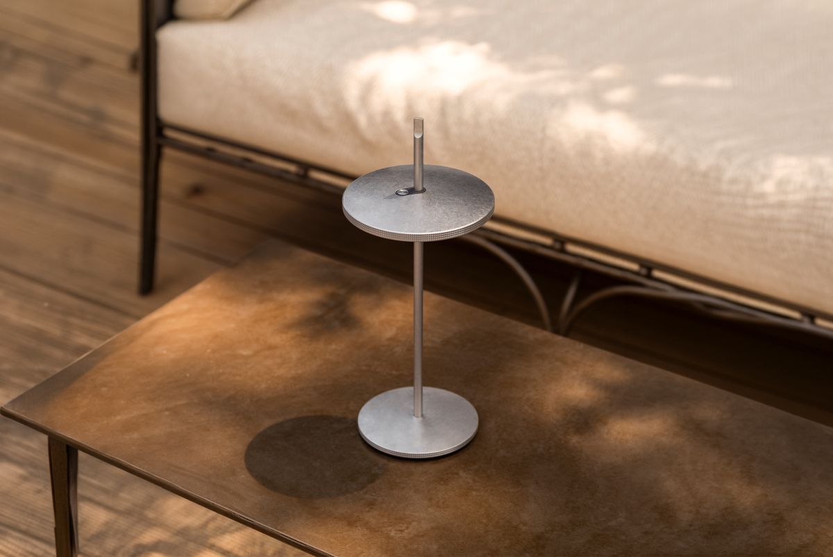 Thaïs di Platek: luce materica per l’outdoor Thaïs di Platek: luce materica per l’outdoor
