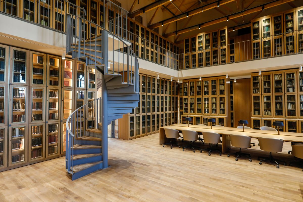L'interno della Biblioteca Rami di Istanbul L'interno della Biblioteca Rami di Istanbul