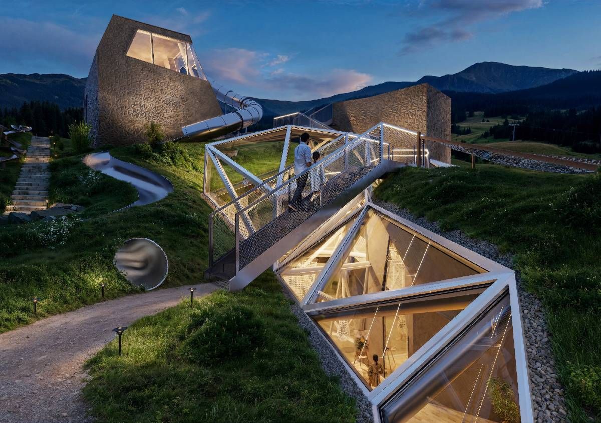 La nuova architettura dello Schlosshotel Fiss: spazi all’aperto e ipogei