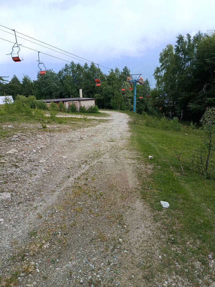 Lavori di riconversione dell'ex seggiovia Karfen nelle Valli di Lanzo Lavori di riconversione dell'ex seggiovia Karfen nelle Valli di Lanzo