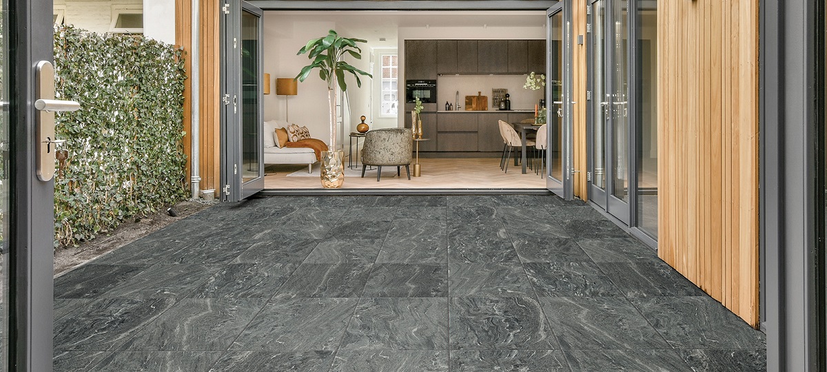 St. Moritz Anthracite