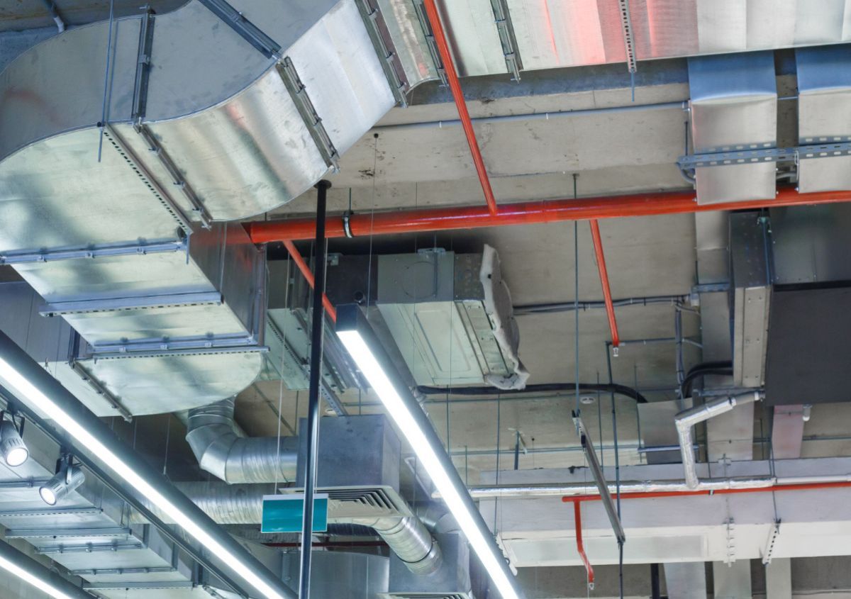 Isolamento acustico impiantistico: evitare rumori da tubazioni e macchine HVAC