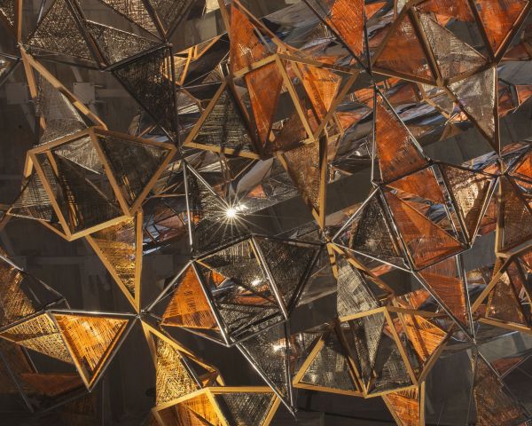 Architettura come tessuto: l’installazione “Weaving Architecture” alla Biennale di Architettura a Venezia